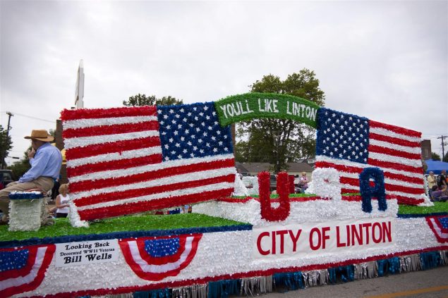 2011 Linton Freedom Festival Parade (41)